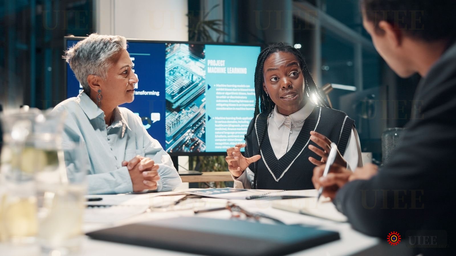 Designing Solutions to Complex Business Problems