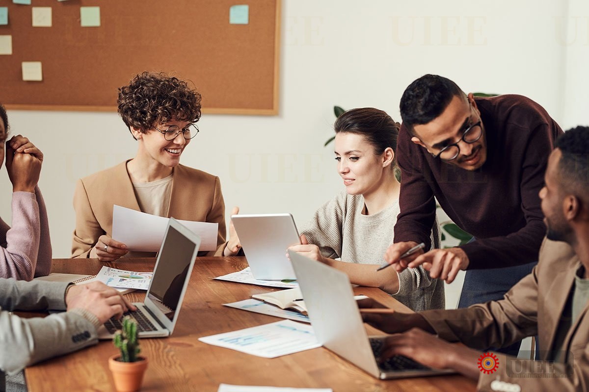 Organisation and Relationship Systems in the Workplace Exploring the Changing Nature of Teams, Organisations, and People
